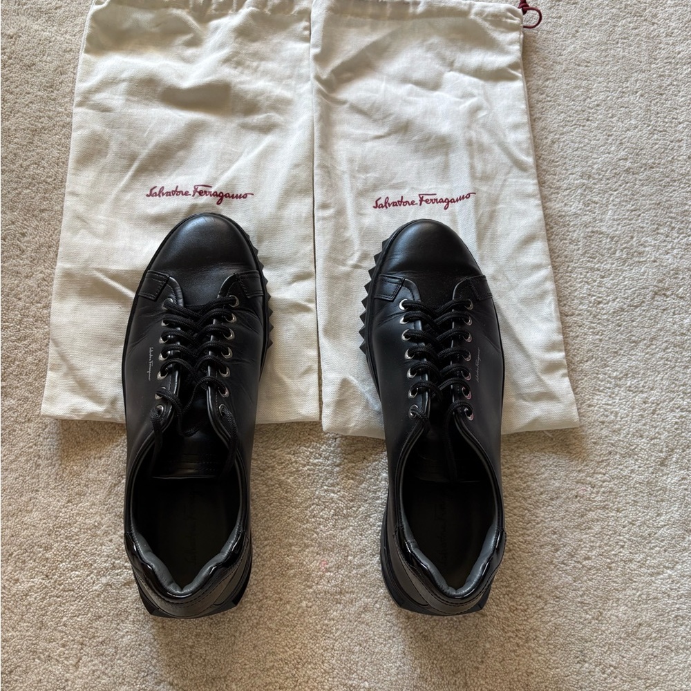 Salvatore Ferragamo Men's Black Leather Sneakers